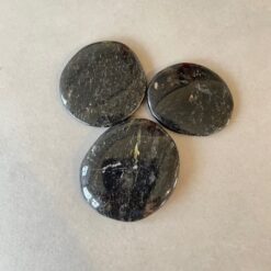 nuummite flat stones (polished)