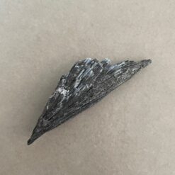 kyanite, black with blue tips (4) (crystal)