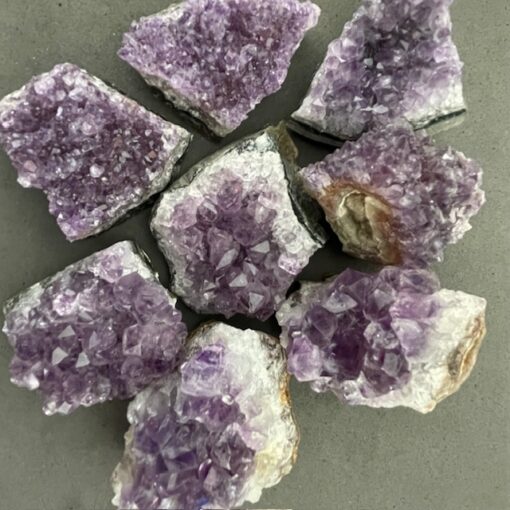amethyst clusters mini (crystal) (copy)